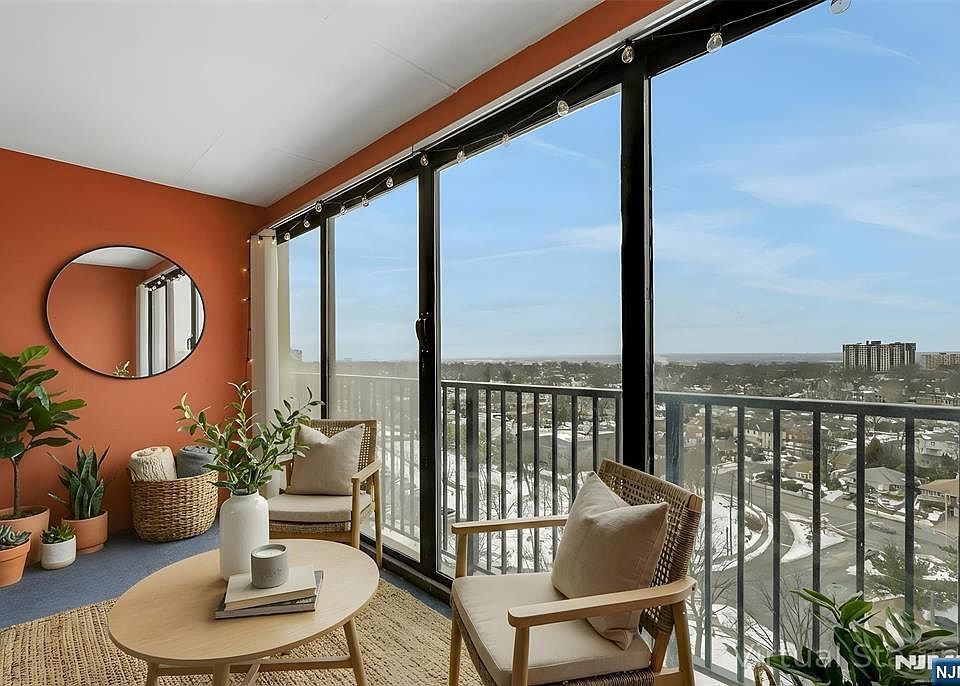 1st image of 6 Horizon Rd APT 1508