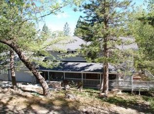 3161 Bluebird Ln, Running Springs, CA 92382