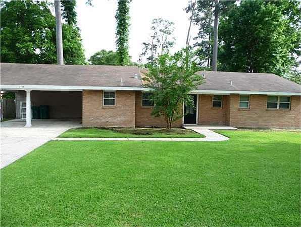 1st image of 2717 Prienwood Dr #D