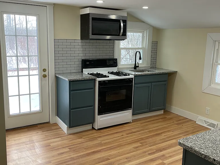6644 Taylor Rd — Photo 1