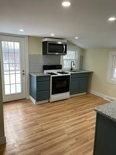 6644 Taylor Rd Photo 1
