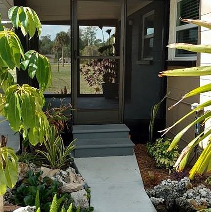 4th image of 261 Temple Dr