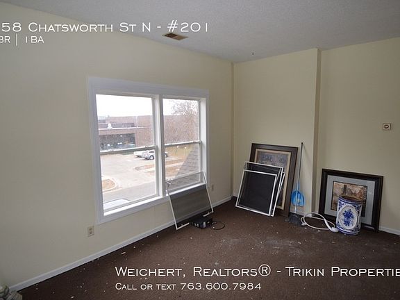 4th image of 158 Chatsworth St N APT 201