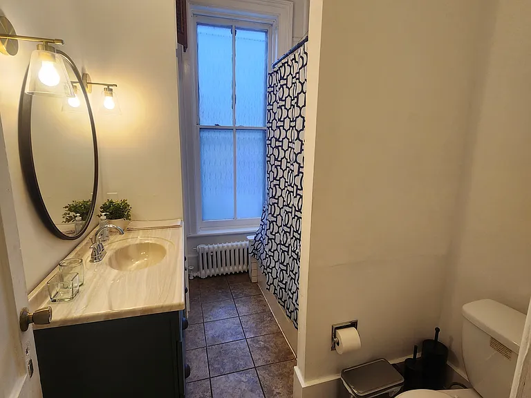 484 Madison Ave #1 — Photo 9