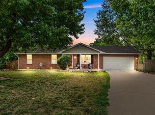 1320 Willow Ct, Troy, MO 63379