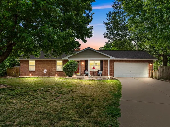 1320 Willow Ct, Troy, MO 63379