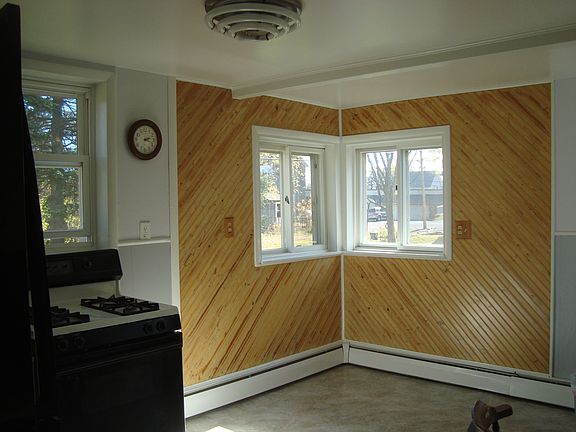 5th image of 42152 N Hancock St