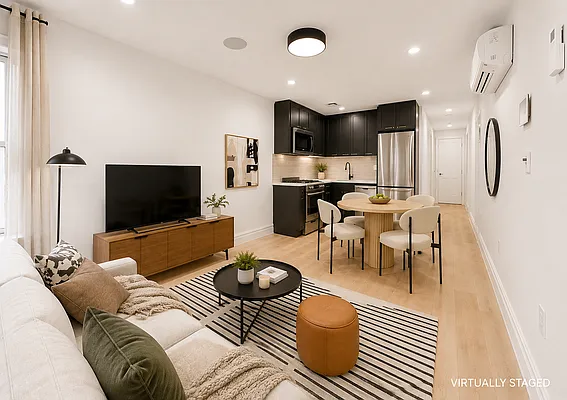 Living room, photo 1