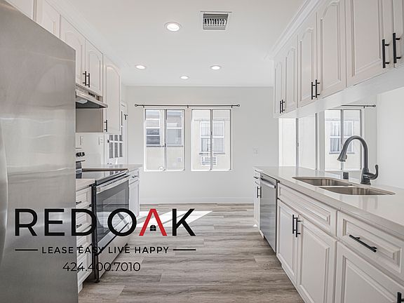 5th image of 441 N Hayworth Ave #441.5