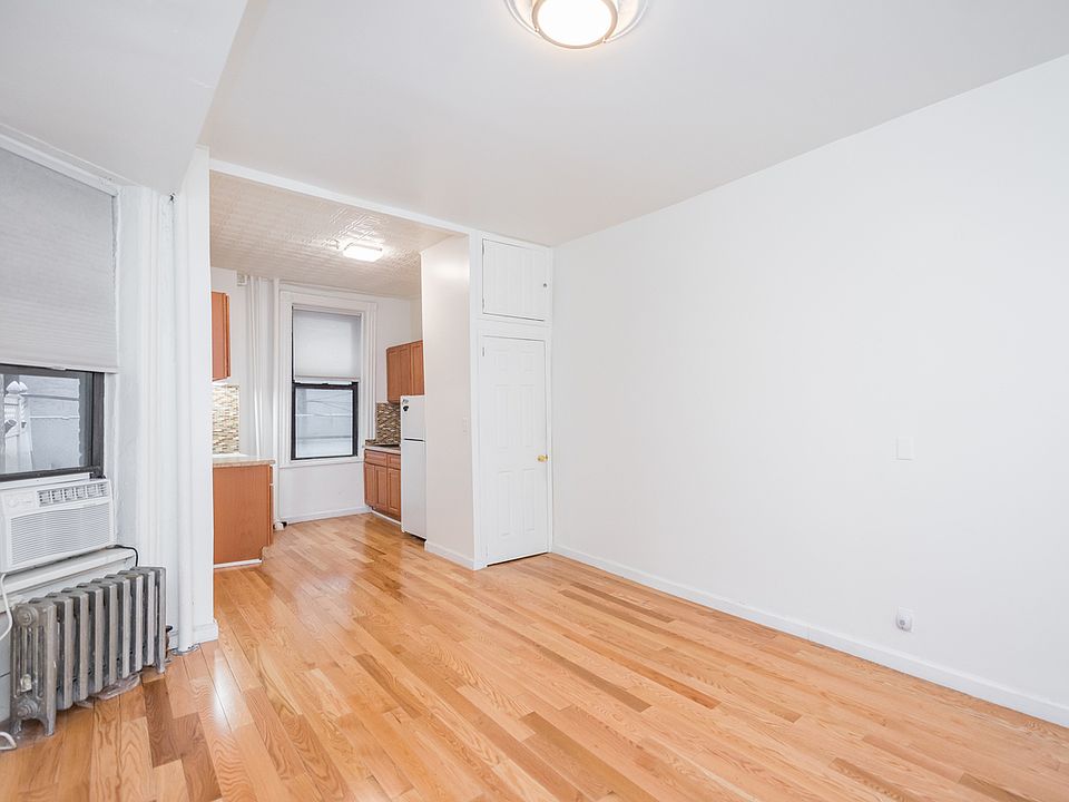 1st image of 215 W 16th St #1E