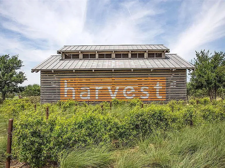 324 Harvest Way — Photo 23