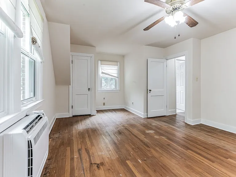14011 Rectory Ln — Photo 21