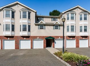 30-17 Federal Hill Rd, Pompton Lakes, NJ 07442