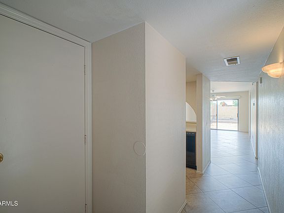 4th image of 609 W 14TH Street