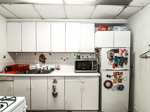 4th image of 503 N Eastwood Dr