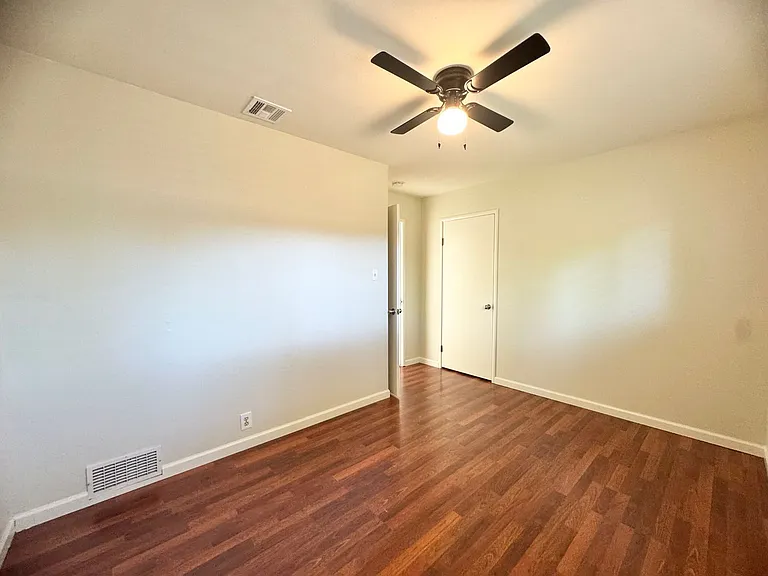 860 Inyo St — Photo 13