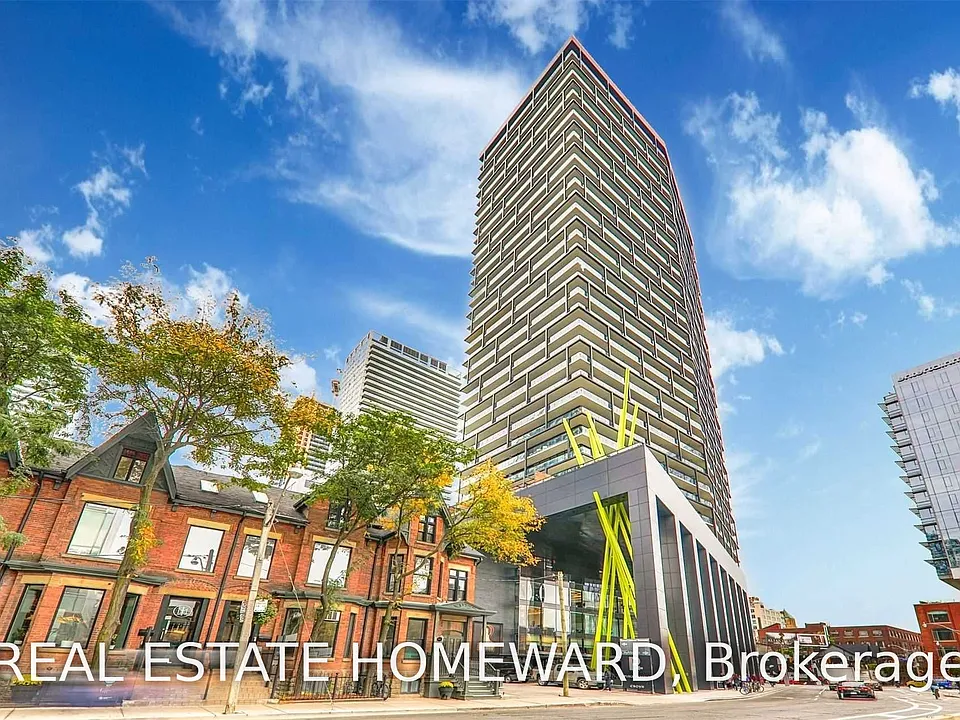 125 Peter St #804