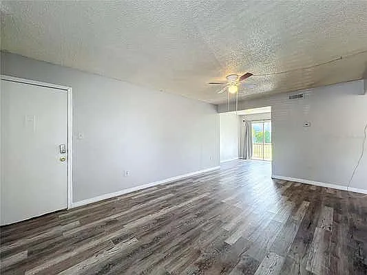1 bed, 780 sqft, $1,100 — Photo 2