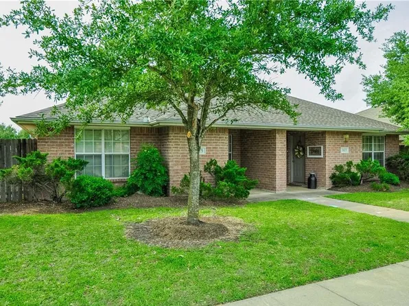 939 Sun Meadow St, College Station, TX 77845