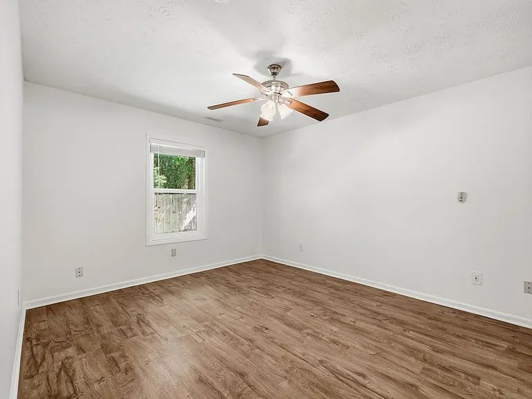 3021 Steeple Chase Ct — Photo 14