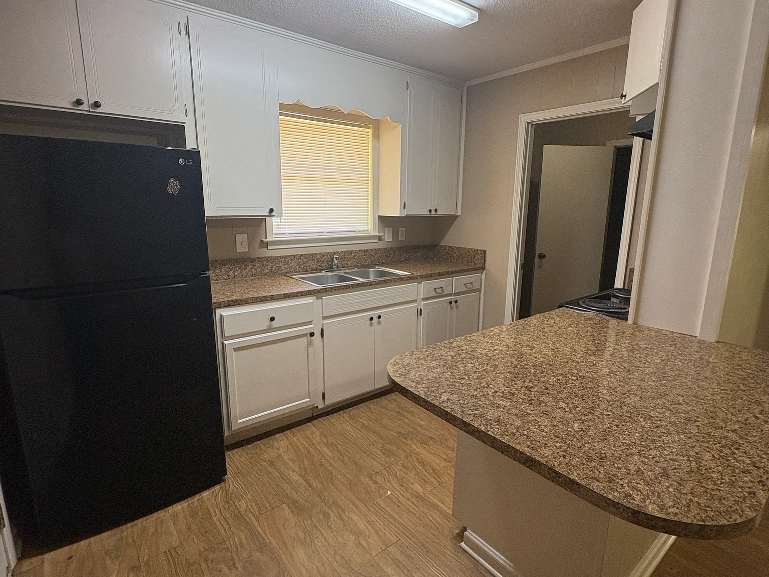 321 Sultan Ct. — Photo 4