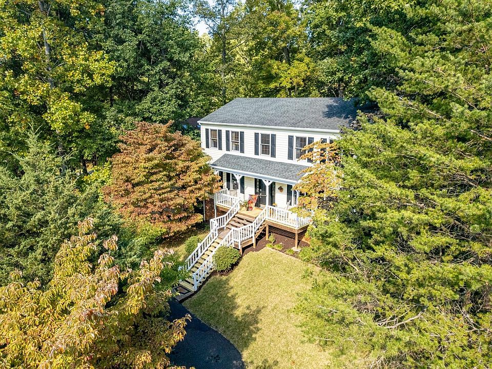 1st image of 502 Jefferson Woods Dr