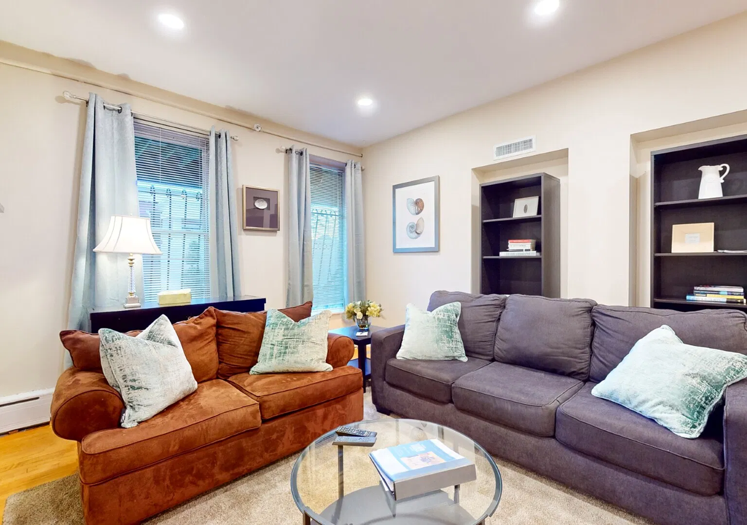 Bea2903a Newly Renovated 2-Bed, Back Bay Near Mgh, Bu, Mit — Photo 2