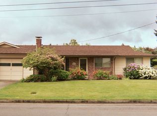 525 SW Nottingham Ln, Dallas, OR 97338