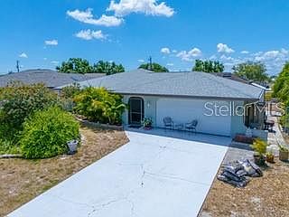 1st image of 837 Roseway Ter