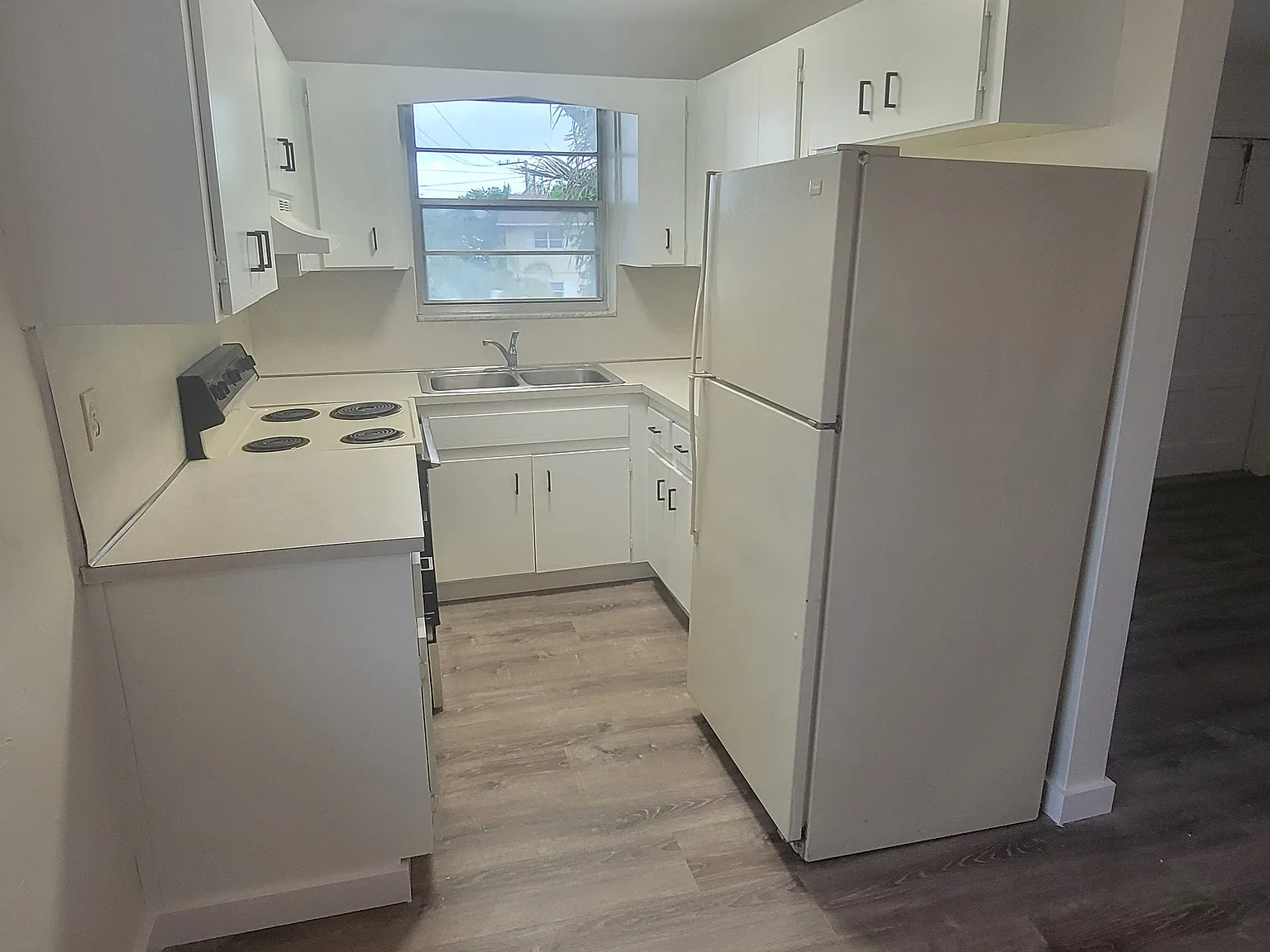 1 bed, 600 sqft, $1,595 — Photo 3