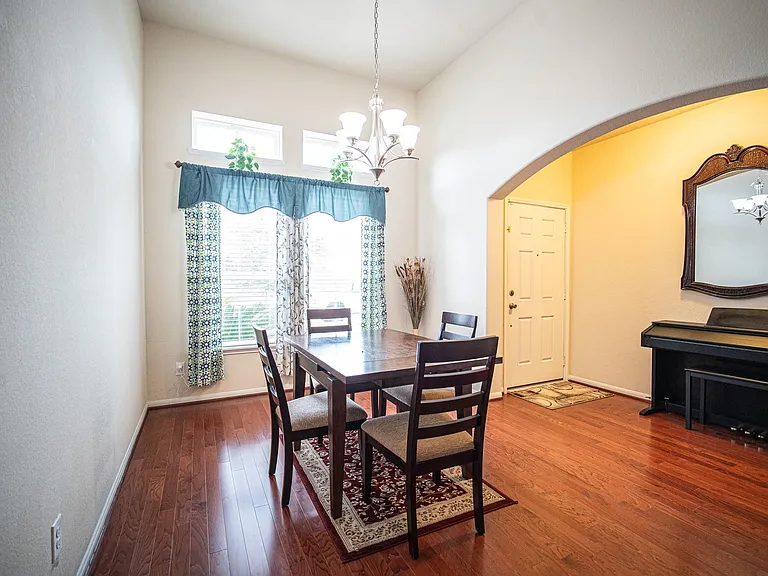 4138 Falvel Shadow Creek Dr — Photo 4