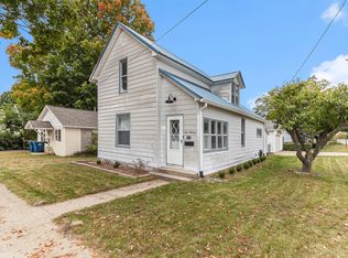 413 N Maple St, Shelby, MI 49455