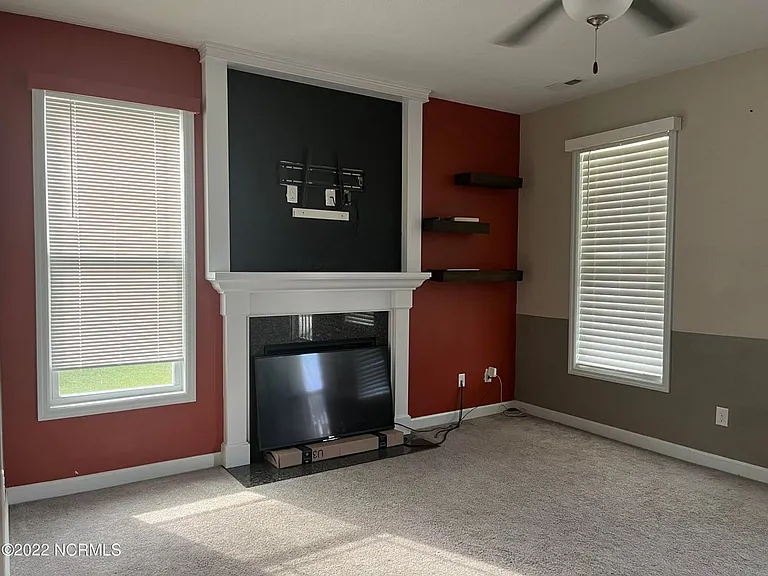 221 Dairyfarm Rd — Photo 3