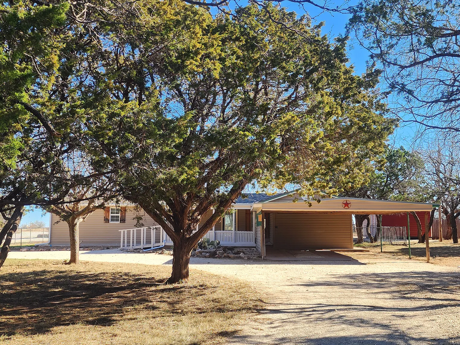 2 bed, 1268 sqft, $2,500 — Photo 2