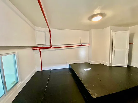 Rented by Carnegie Management Inc | media 28