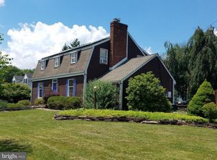 74 Mountain View Rd, Ewing, NJ 08628