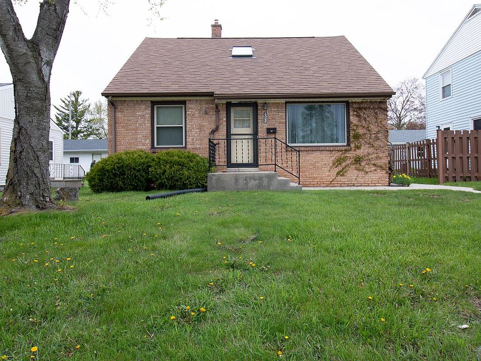 1st image of 1308 Mackinac AVENUE