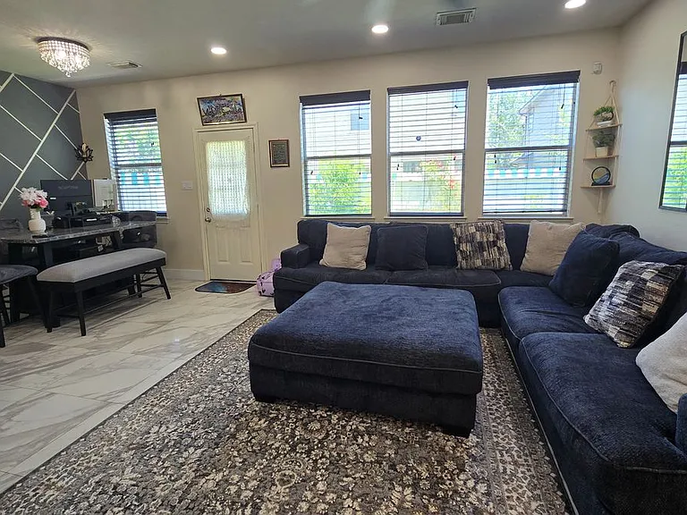 12415 Jasmine Brook Ln — Photo 4