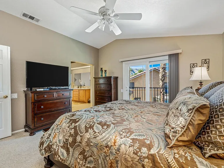 49035 Tango Ct — Photo 16