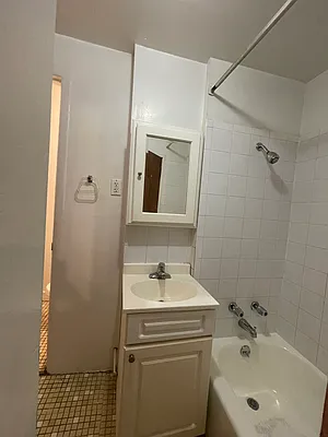 Rented by Peter R. Hungerford, LREB | media 31