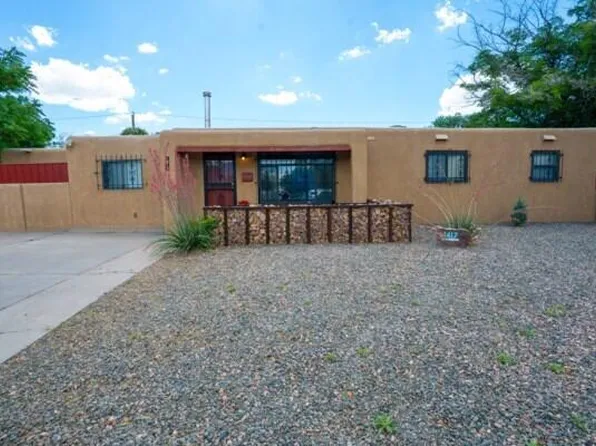 1417 Rhode Island St NE, Albuquerque, NM 87110