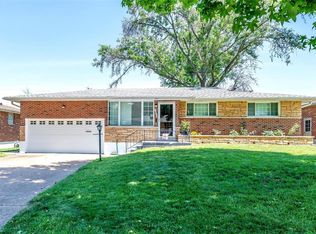 1030 Spring Valley Dr, Florissant, MO 63033