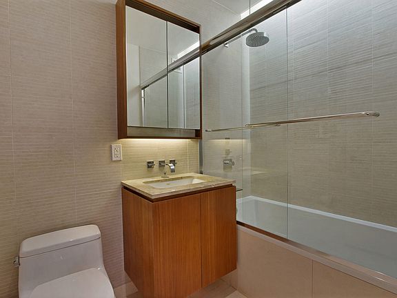 3rd image of 555 W 59th St APT 8E