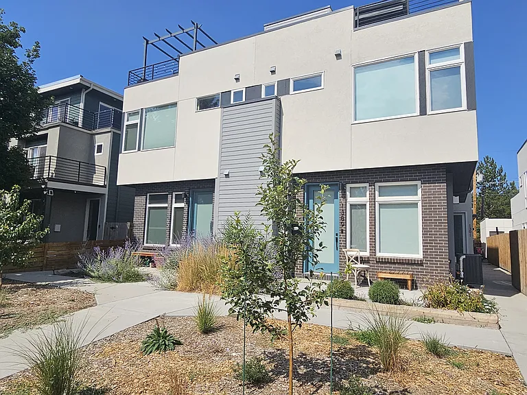 1391 Xavier St — Photo 2