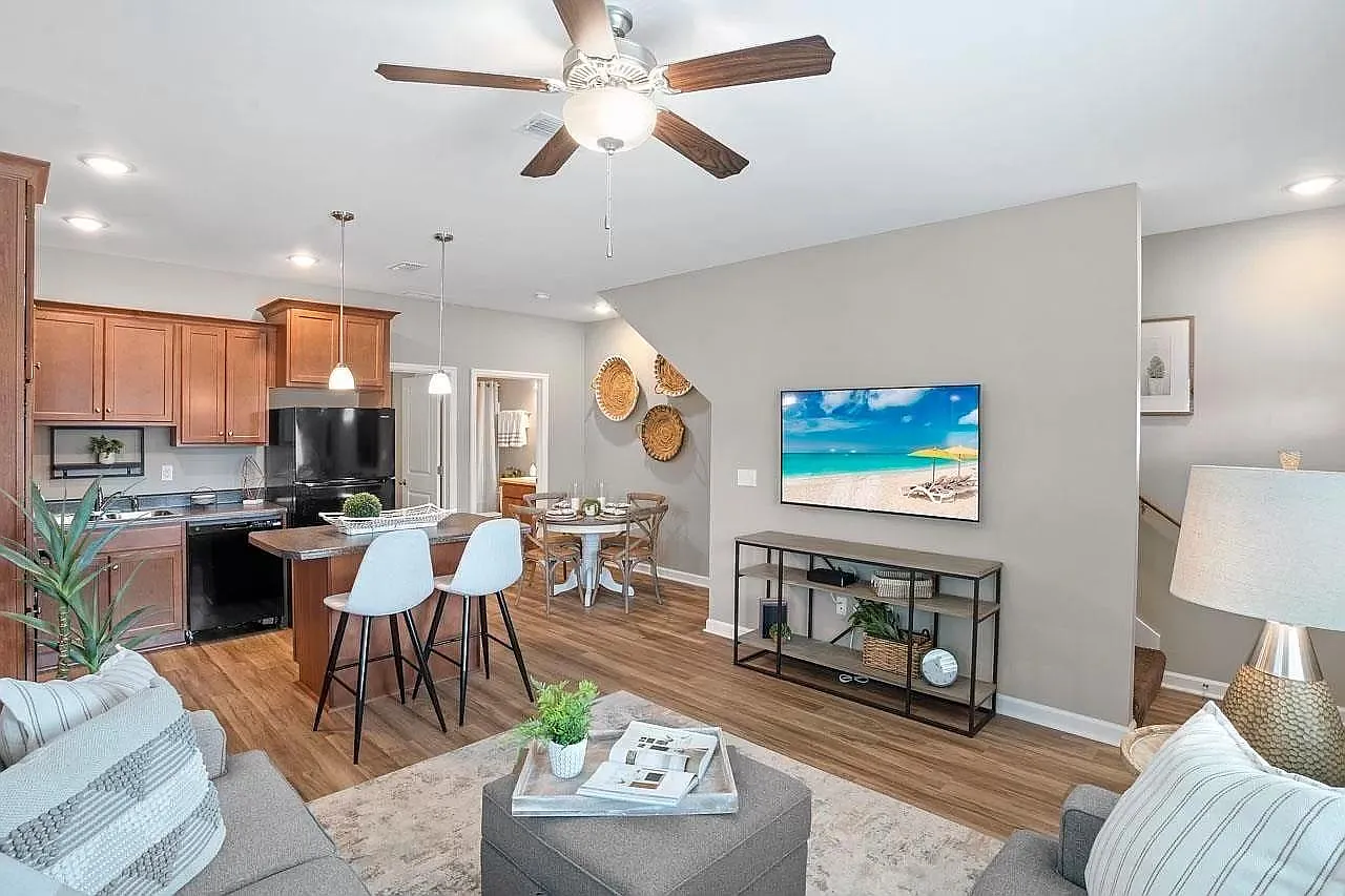 2241 Del Carmel Way — Photo 1