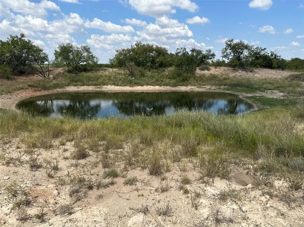 952 Private Road 2179, Wingate, TX 79566