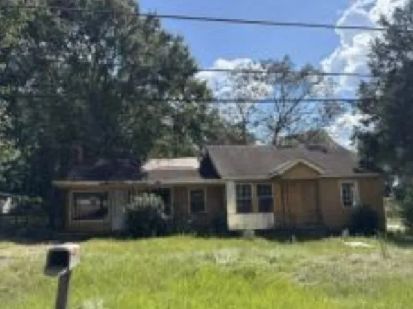 5923 5th St, Meridian, MS 39307