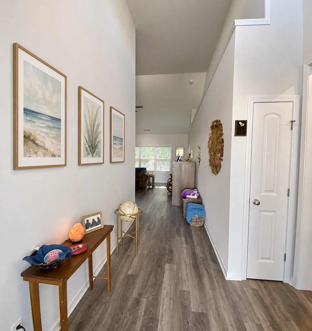 3 bed, 1728 sqft, $2,795 — Photo 3