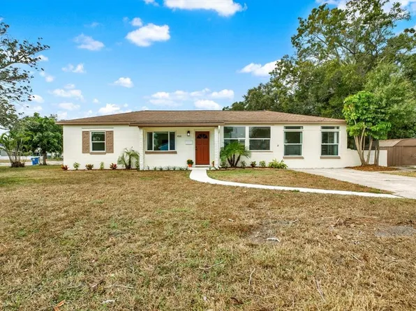 4000 Locust St NE, Saint Petersburg, FL 33703
