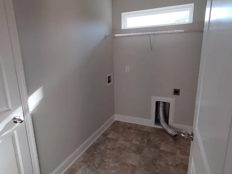 1001 Lawsons Ridge Dr — Photo 12